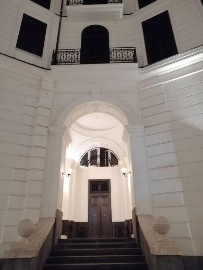 Fafgrandsuitenapoli Nápoles Exterior foto