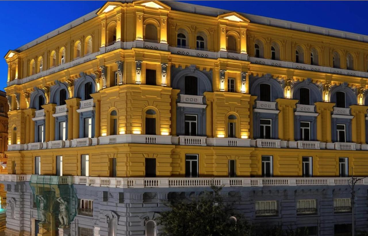 Fafgrandsuitenapoli Nápoles Exterior foto